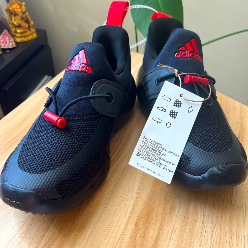 Adidas RapidaZEN C New with tag , Size 1..